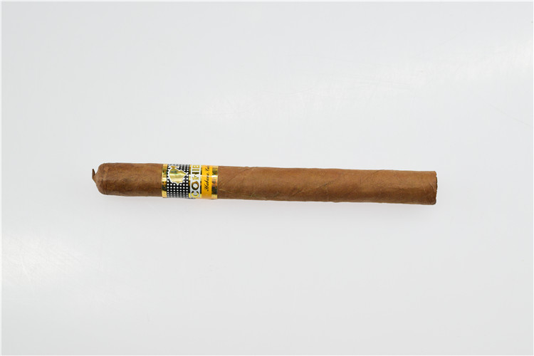 25支 CORONAS ESPECIALES（特级皇冠）